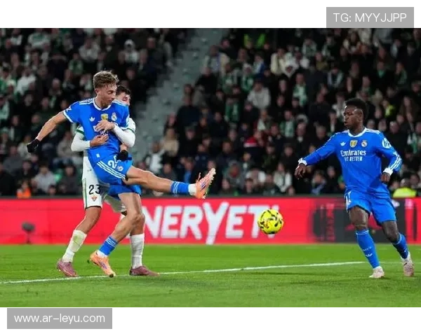 埃尔切打出教科书式反击，让皇马颜面尽失