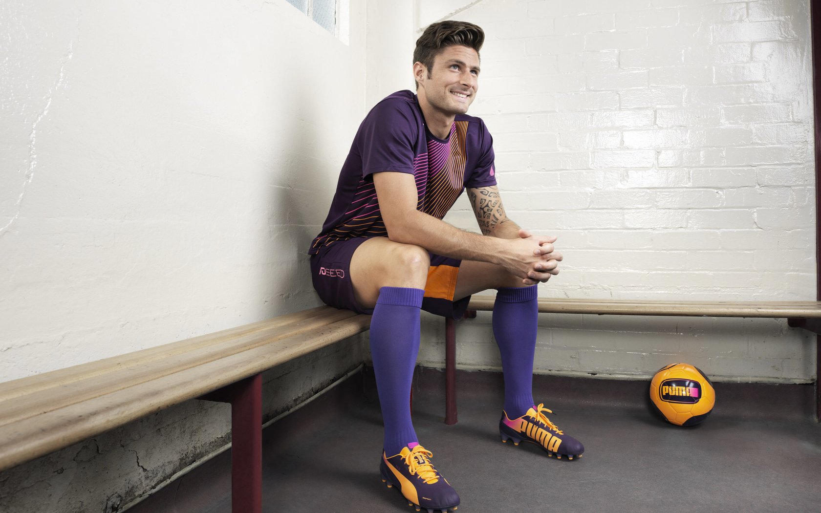 德甲攻守精彩大比拼:细节决定成败,德甲榜首大战